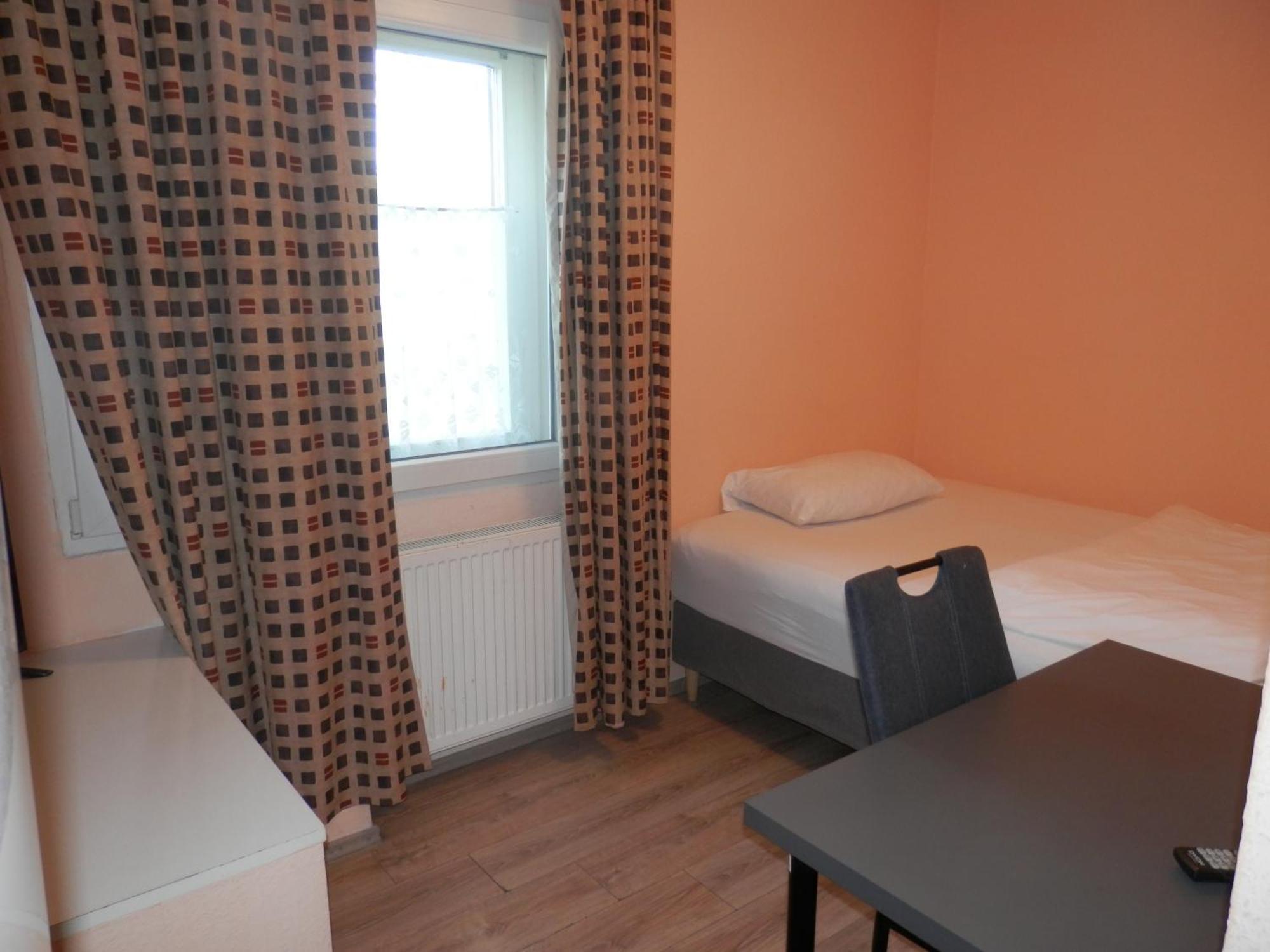 Relax Hotel-Ludwigshafen Extérieur photo